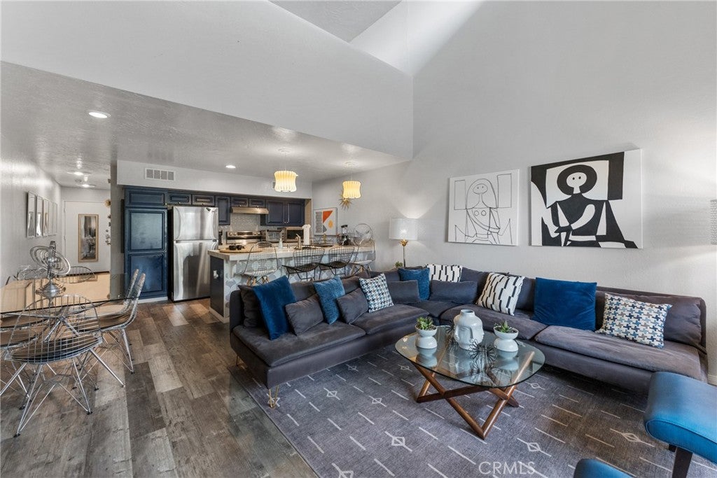 1655 E Palm Canyon 708