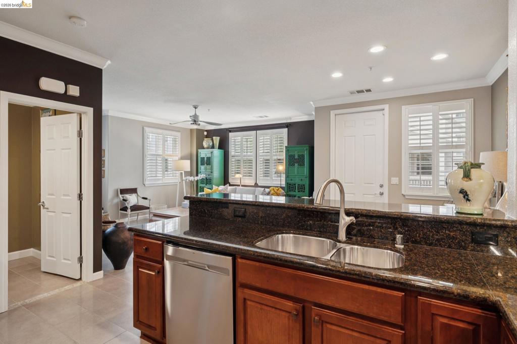3207 Jetty Dr