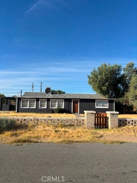 Photo of 6701 mountain view ave. AVE, Inyokern, CA 93527 (MLS # IG26151370)
