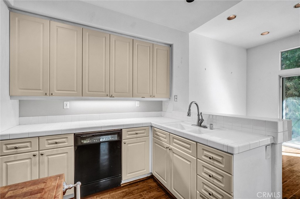 Presidio (PRES) - Residential Lease