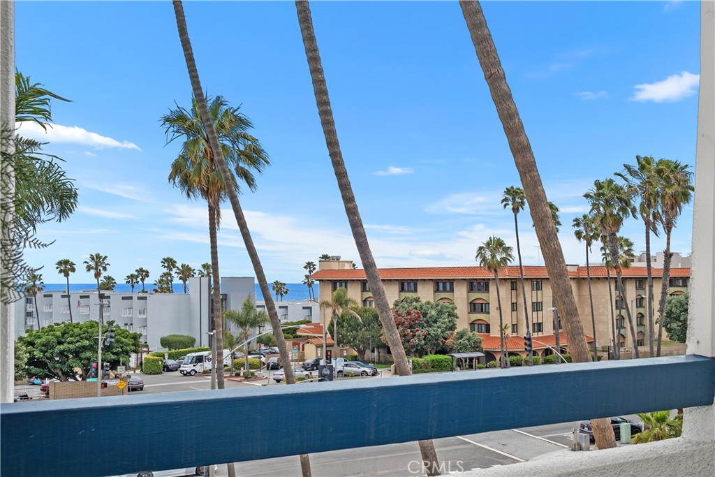 200 S. Catalina Ave 307