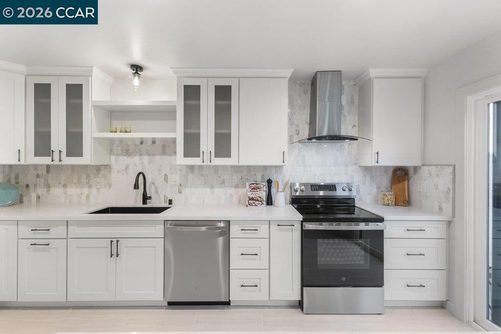3674 Rossmoor Pkwy 5
