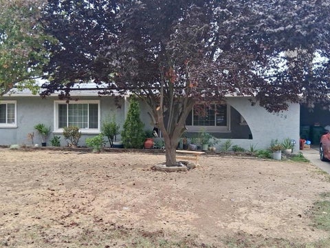 Photo of 25297 N Eunice Avenue, Acampo, CA 95220 (MLS # ML82065560)