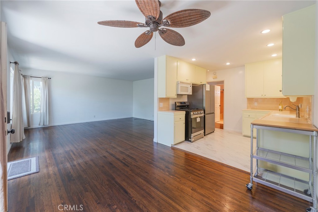 326 Hermosa Avenue 7