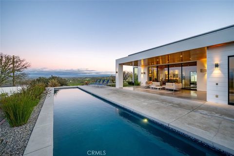 Tiny photo for 705 Sequoia Lane, Templeton, CA 93465 (MLS # SC26068940)