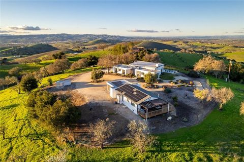 Tiny photo for 705 Sequoia Lane, Templeton, CA 93465 (MLS # SC26068940)