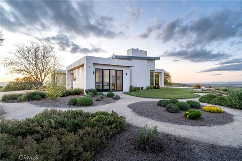 Tiny photo for 705 Sequoia Lane, Templeton, CA 93465 (MLS # SC26068940)