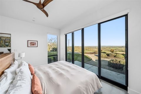 Tiny photo for 705 Sequoia Lane, Templeton, CA 93465 (MLS # SC26068940)