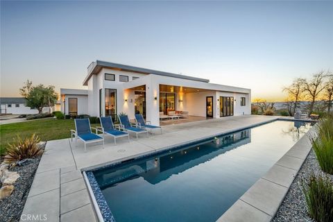 Tiny photo for 705 Sequoia Lane, Templeton, CA 93465 (MLS # SC26068940)