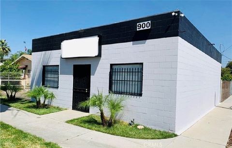 Photo of 900 Colton Ave, Colton, CA 92324 (MLS # IG26022456)