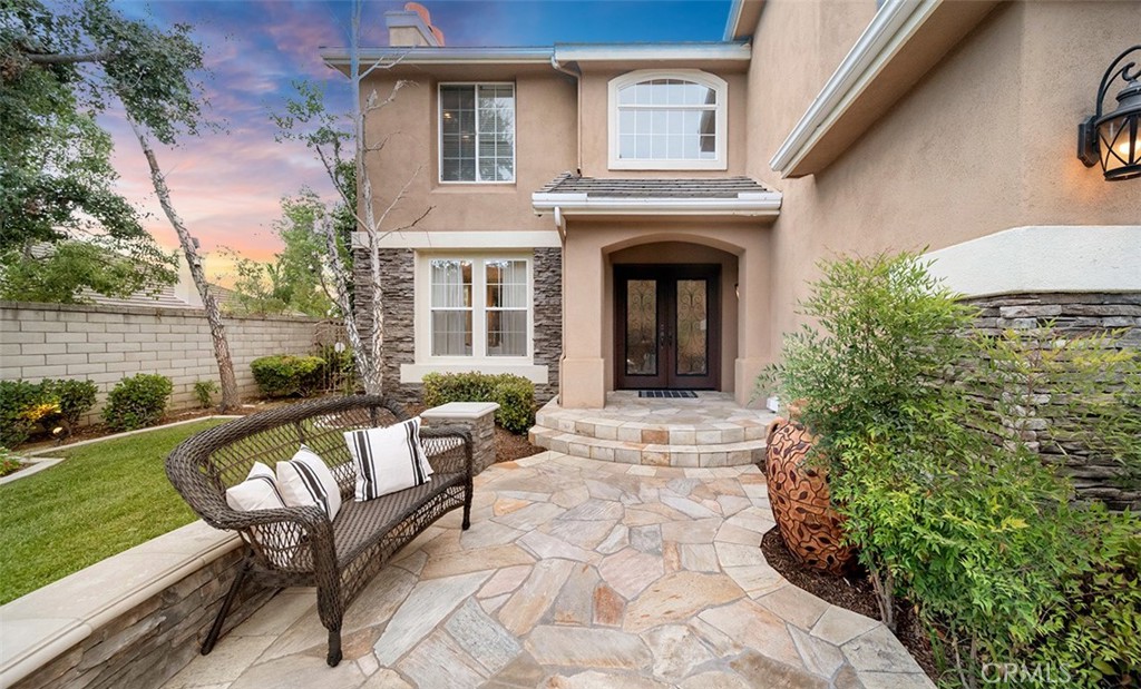 5425 Castle Bend Way