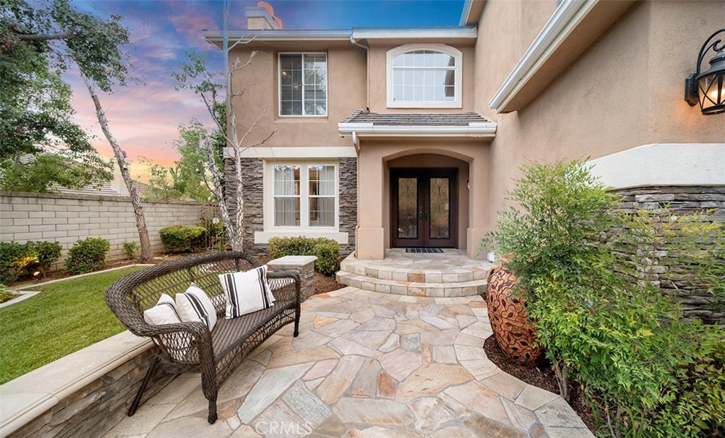 5425 Castle Bend Way
