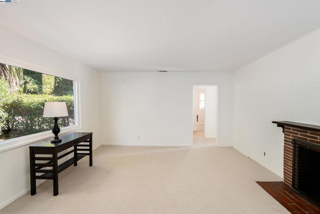 DANVILLE - Residential