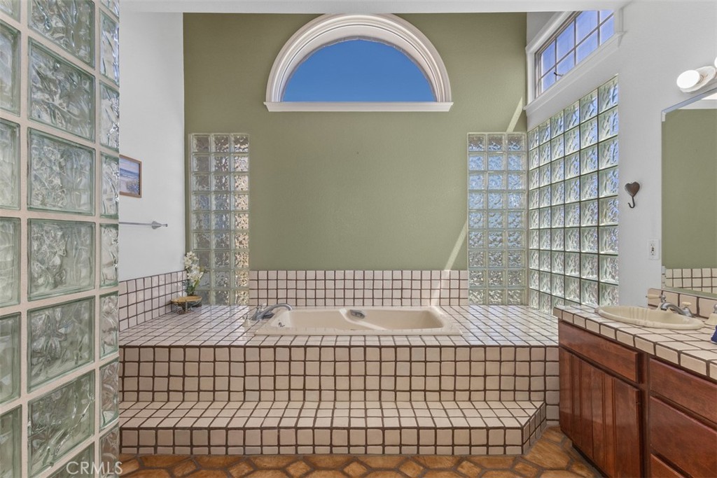 Sunset Beach (SUNB) - Residential