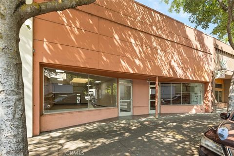 Photo of 122 Broadway Street, Chico, CA 95928 (MLS # SN26097445)
