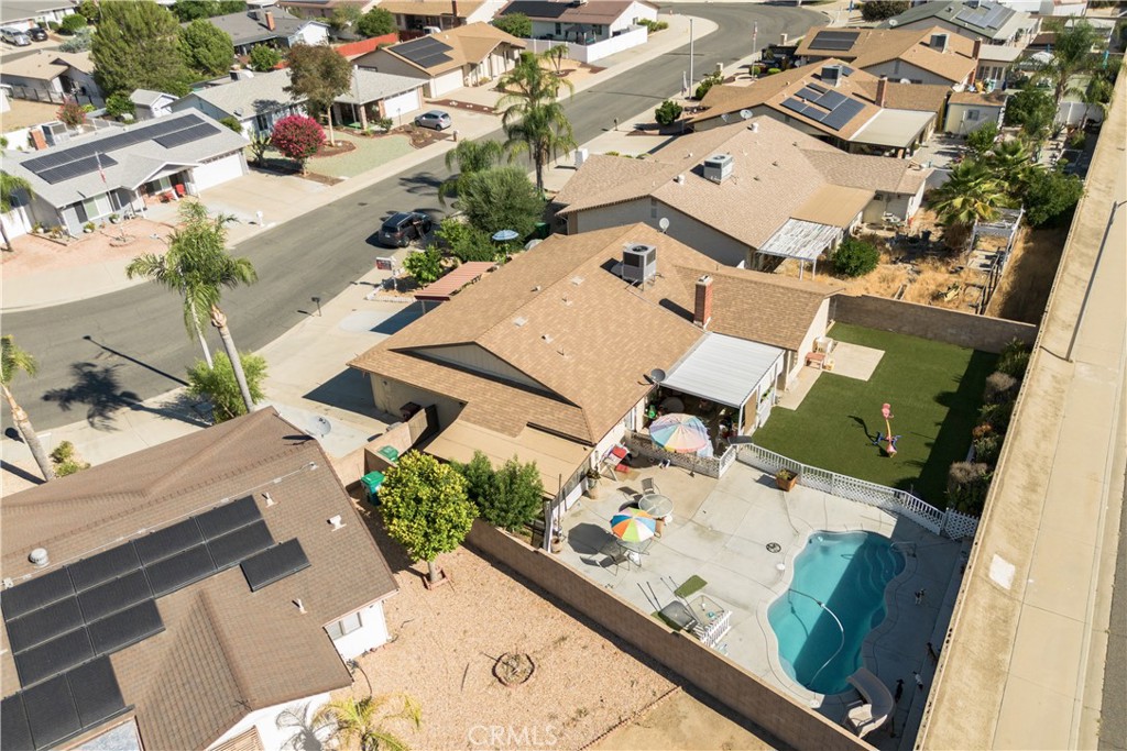 Properties 3 27958 Foxfire Street