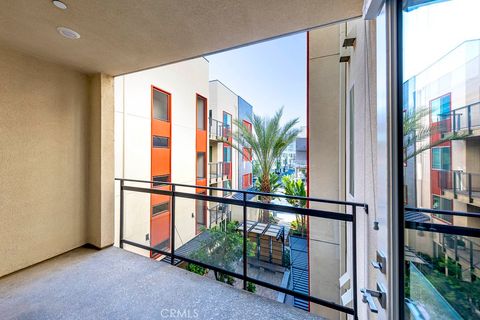 202 Tribeca Irvine CA 92612