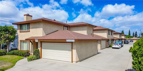 9513 Cedar St Bellflower CA 90706