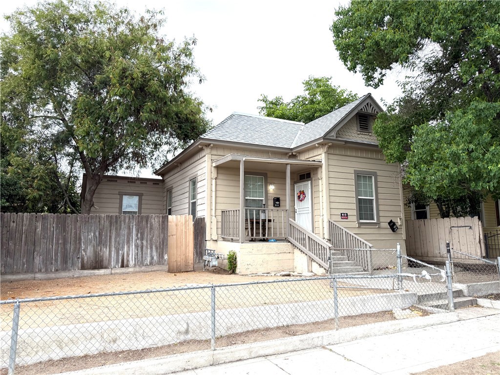 129 N Park