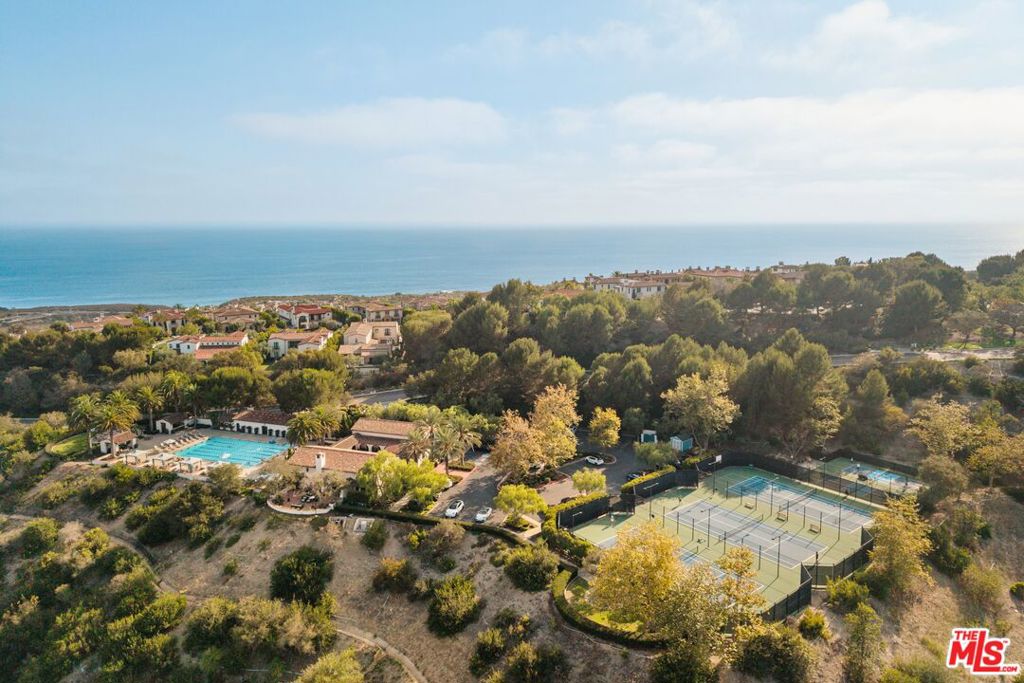18 Swimmers Point, Newport Coast CA 92657 - Photo 29