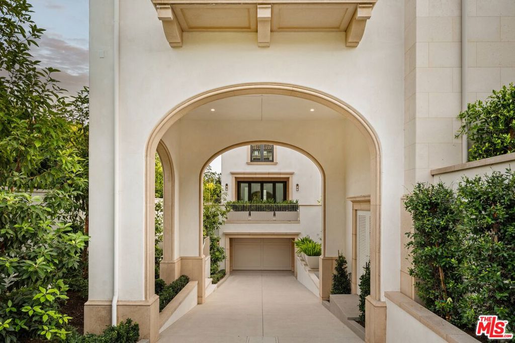 18 Swimmers Point, Newport Coast CA 92657 - Photo 27