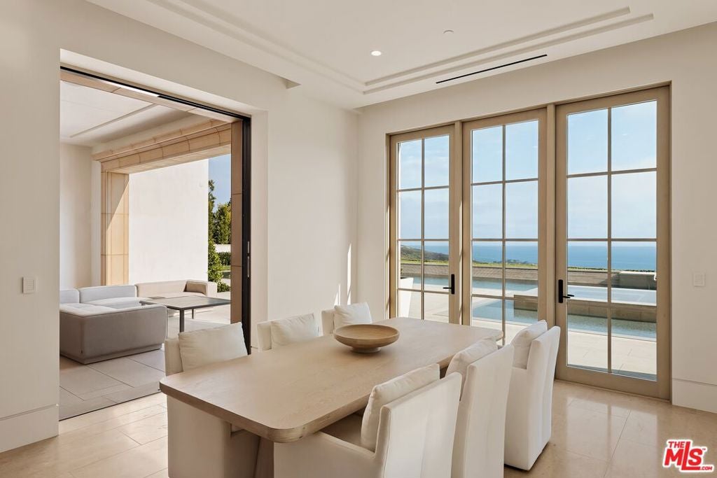 18 Swimmers Point, Newport Coast CA 92657 - Photo 8