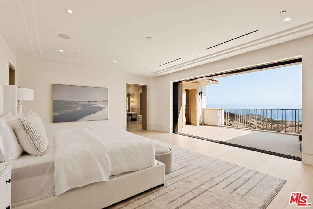 18 Swimmers Point, Newport Coast CA 92657 - Photo 14