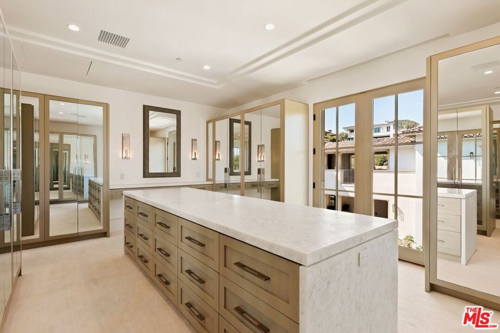 18 Swimmers Point, Newport Coast CA 92657 - Photo 17