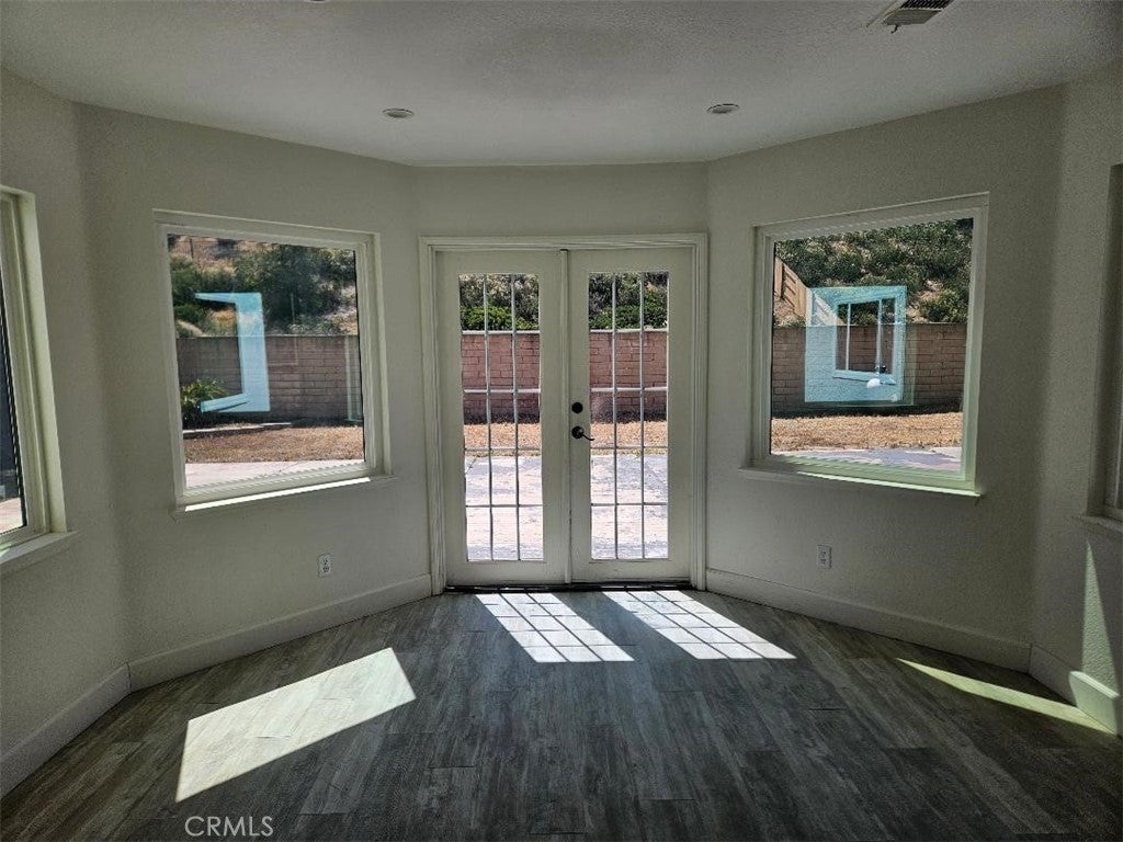 22687 Valley Vista