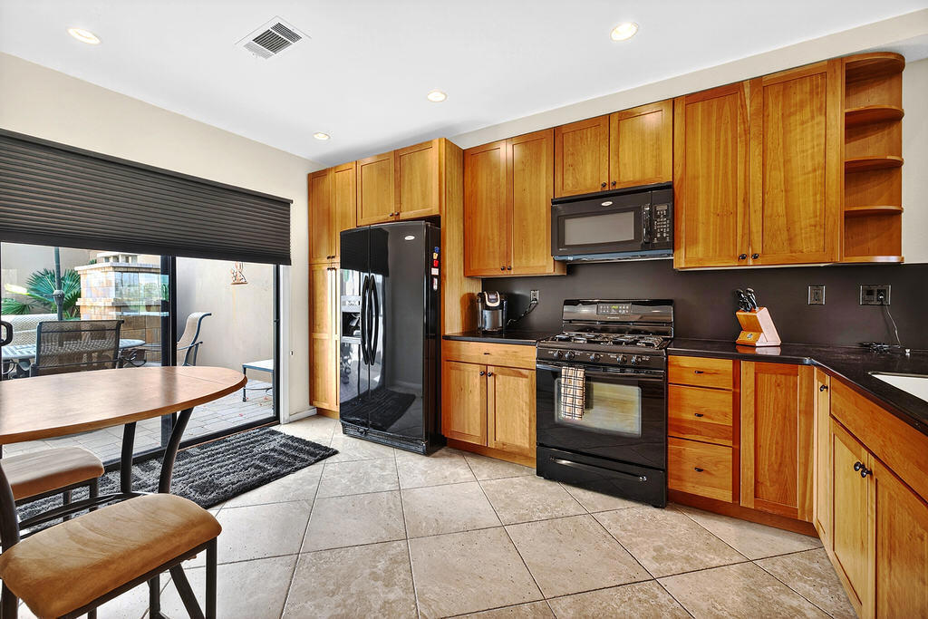 76438 Sweet Pea Way
