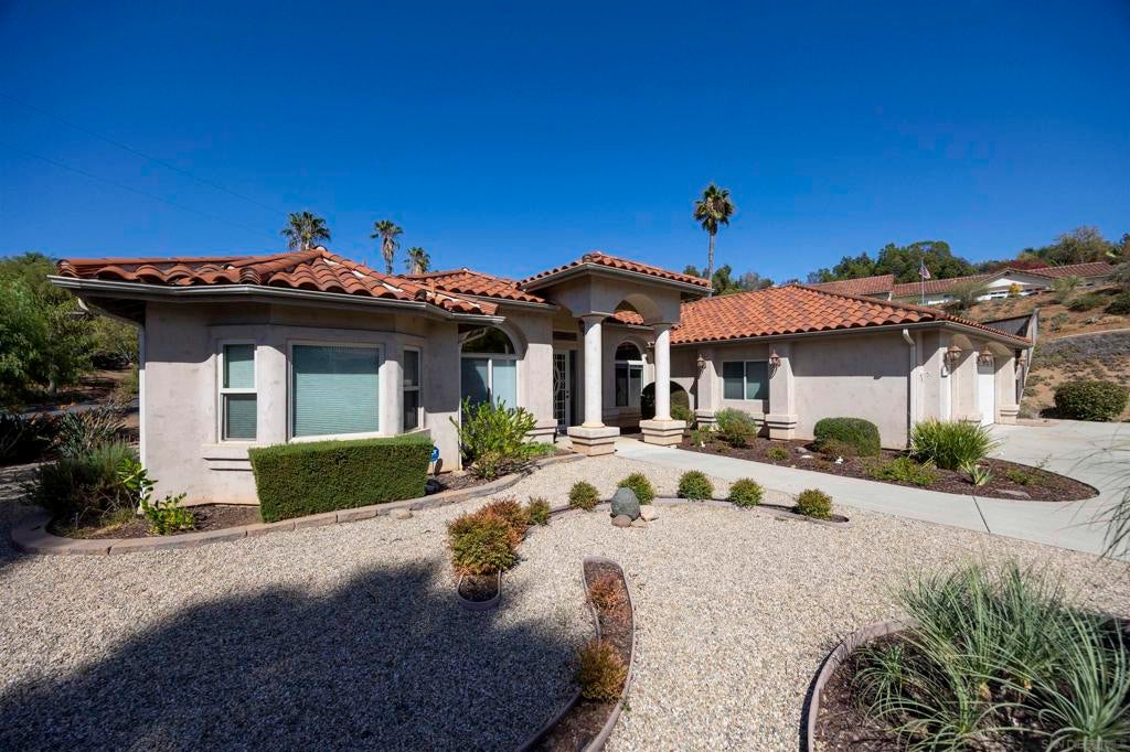 1726 York View Circle