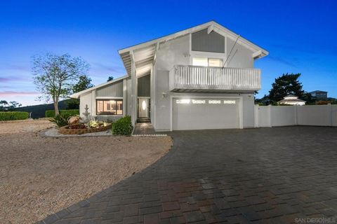 12832 Vista Cielo Spring Valley CA 91978