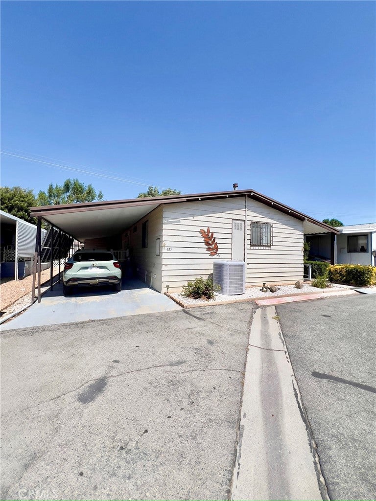 5001 W Florida 623