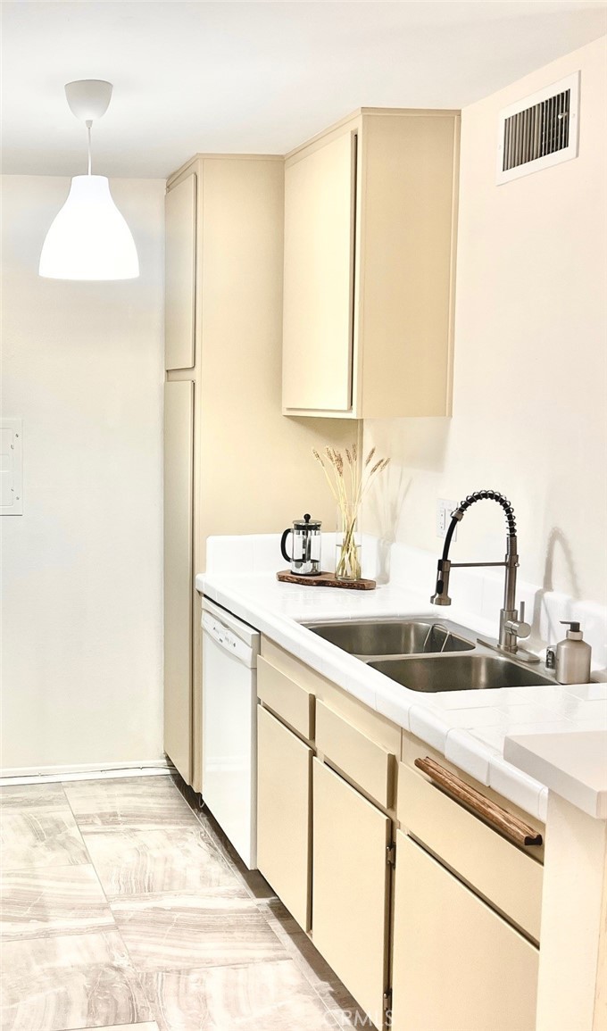 Old Orchard Condos (OORC) - Residential