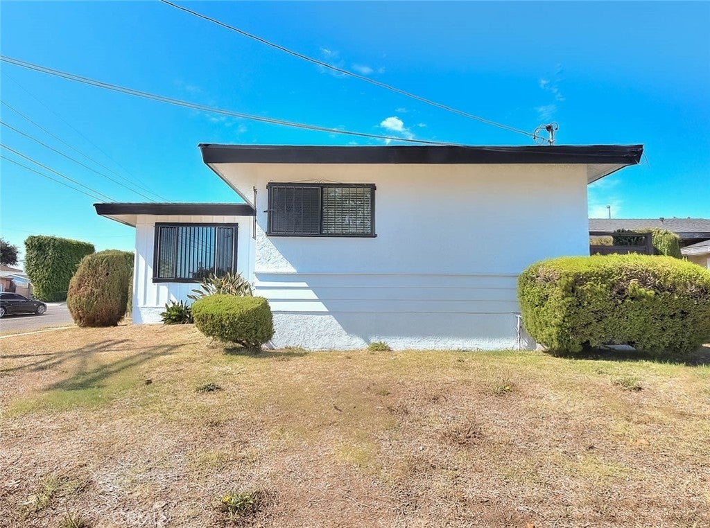 1345 W 124th