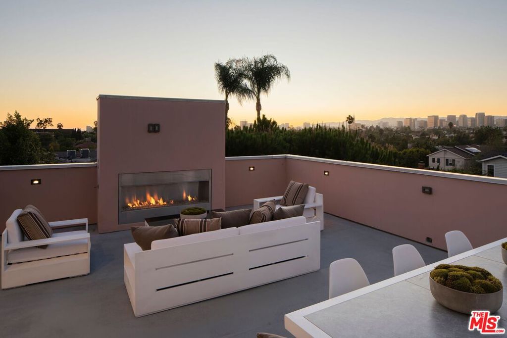 10326 Keswick Avenue