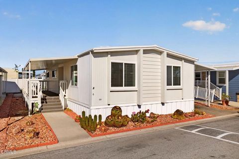 Photo of 6 Wisteria Way #6, Ventura, CA 93004 (MLS # V1-35832)