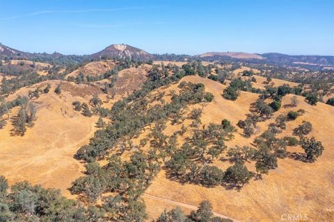 Tiny photo for 0 Nacimiento Shores, Paso Robles, CA 93426 (MLS # NS26068597)
