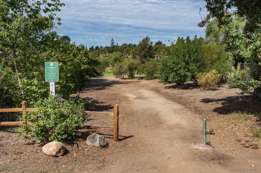 Rancho Santa Fe - Residential