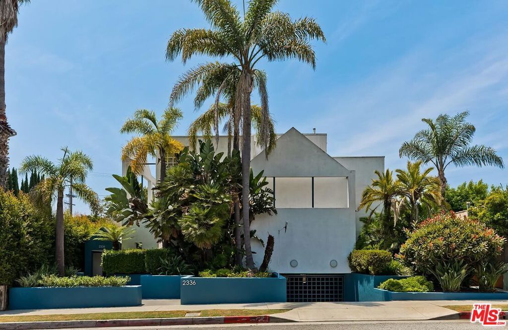 Photo of 2336 28th Street #F, Santa Monica, CA 90405 (MLS # 25574873)