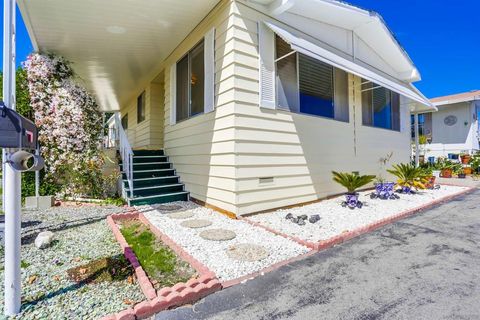 809 Olive Ave 11 Vista CA 92083