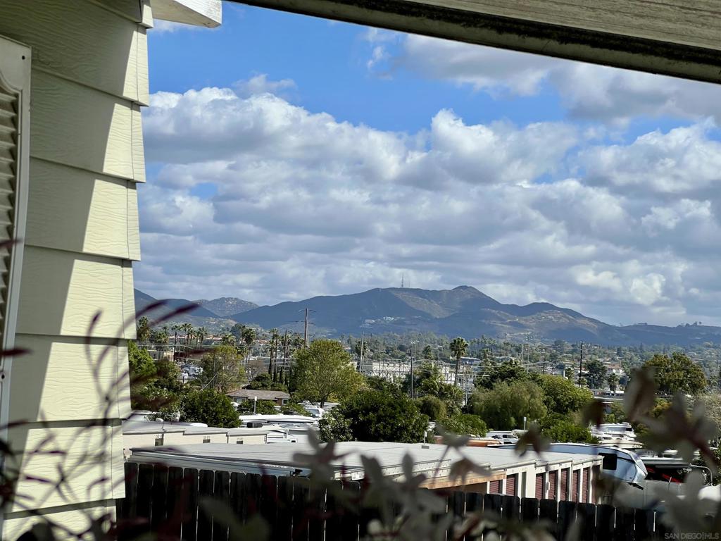 809 Olive Ave 11