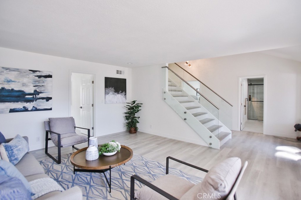 2331 Basswood Cir