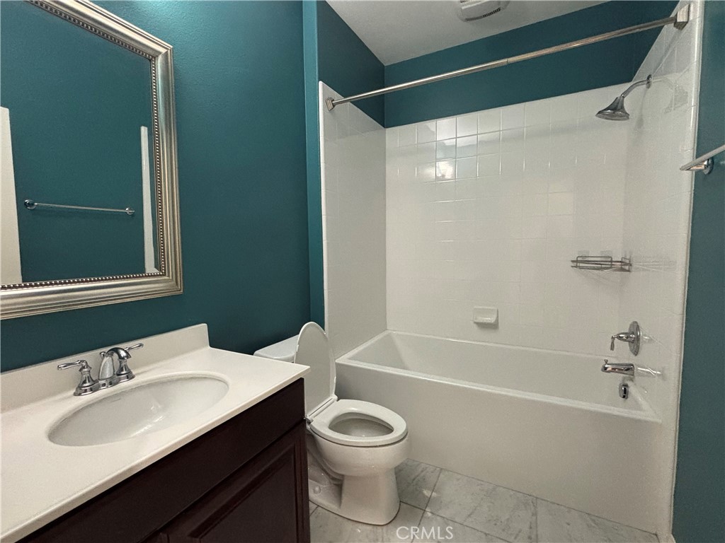 Santa Rosa (SROSA) - Residential Lease