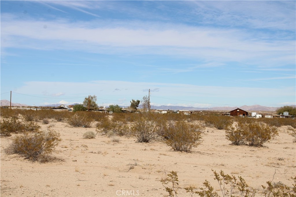 scape to your own slice of the Mojave Desert with these two pristine 2.5-acre parcels, perfectly positioned in Northern Joshua Tree. this is your chance to secure prime real estate in California's fastest-growing desert destination. A total of 5 TOTAL ACRES across TWO separate 2.5-acre parcels with water access along property line. This has endless possibilities for you to build your dream desert retreat, to create an off-grid sanctuary, or hold onto for investment purposes. Minutes from Joshua Tree National Park and the charming town of Joshua Tree, these parcels offer stunning desert views and iconic Joshua Tree landscape. It could potentially be perfect for glamping, tiny homes, or custom desert residence.
??? Development Ready: 2 buildable parcels already with their own APN numbers that offer flexibility for phased development or resale with Prime
Don't miss this rare opportunity to own 5 acres in one of California's most desirable desert communities!
Other info about the area's Location Benefits:
-Growing artist community and desert lifestyle destination
- Joshua Tree housing market up 24.3% year-over-year
- Easy access to hiking, rock climbing, and stargazing
- Perfect weekend getaway or permanent desert living