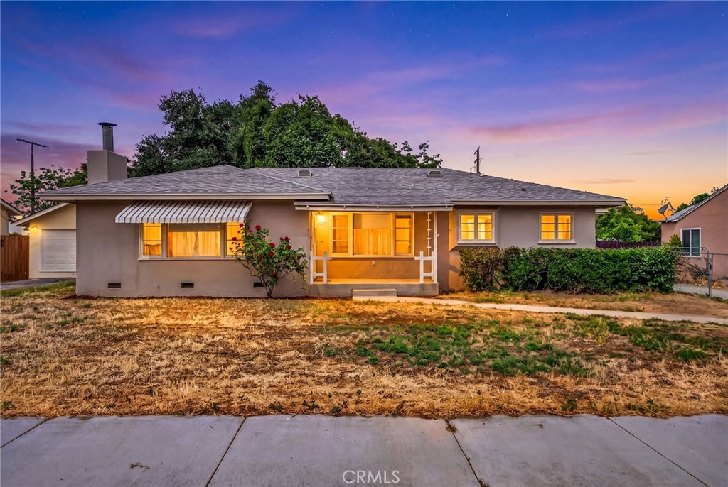 345 S Juanita Street