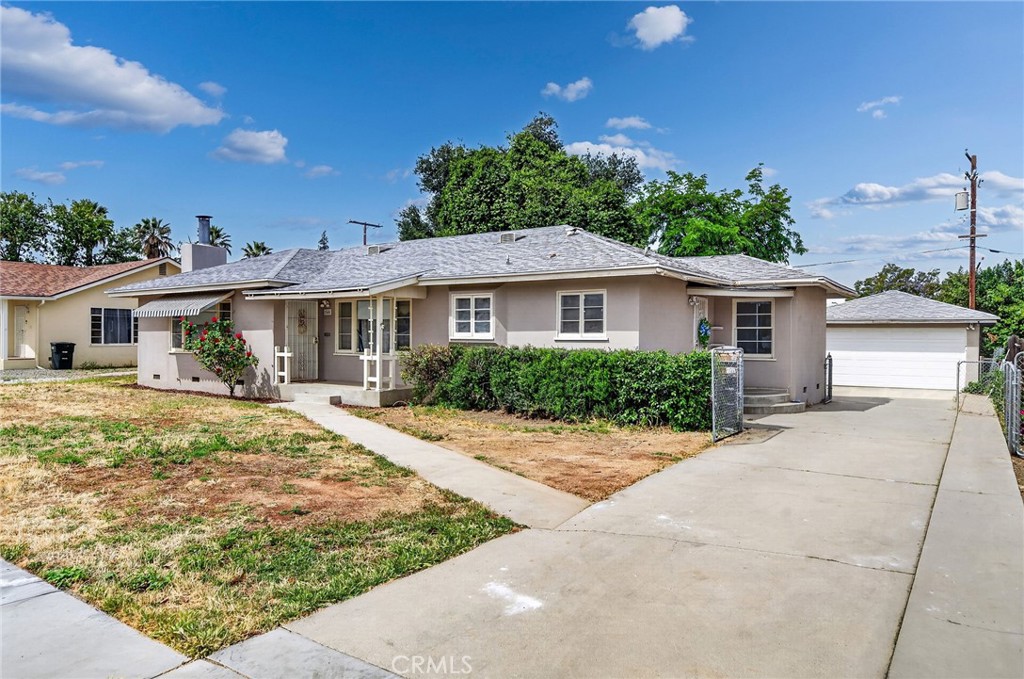 345 S Juanita Street