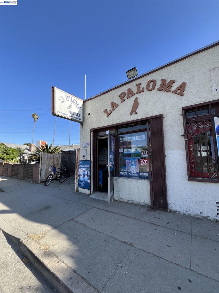 524 E Mission Rd
