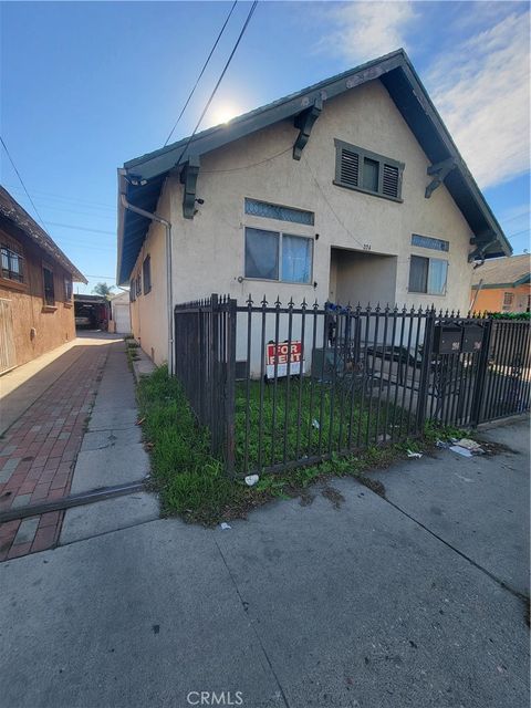 204 E Gage Los Angeles CA 90003