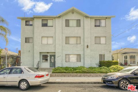 12032 Manor Drive Hawthorne CA 90250